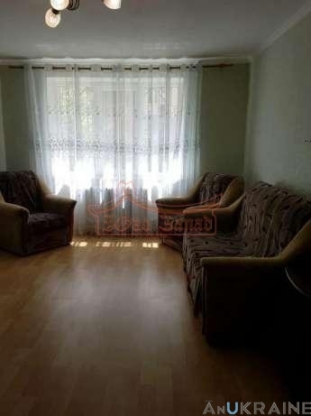 продажа трехкомнатной квартиры номер A-174292 в Малиновском районе, фото номер 5